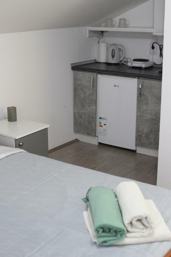 Ferienwohnung S. A. L. Prenociste Zrenjanin Exterior foto